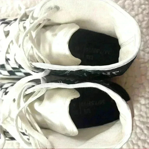 Collins Black/White Checker “Its A Collin’s Thing” Graphic Lace High Top Size 10 - Picture 12 of 14